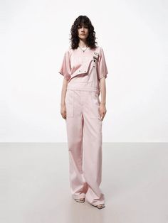 MO&Co. Women's Cargo Style Denim Overalls Casual Pink Overalls For Spring, Pink Casual Overalls For Spring, Pink Relaxed Fit Cotton Overalls, Casual Pink Relaxed Fit Overalls, Pink Casual Overalls With Relaxed Fit, Casual Pink Cotton Overalls, Pink Relaxed Fit Overalls For Summer, Cotton Straight Leg Overalls For Workwear, Straight Leg Cotton Overalls For Workwear