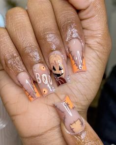 Medium Length Nails Acrylic Halloween, Fall Sets Acrylic Nails, Fall Nail Sets Black Women, Fall Color Nails Short, Thanks Nails Thanksgiving, Halloween Medium Nails, Short Acrylic Nails Fall Ideas, Duck Nails Halloween, Halloween Duck Nails Designs