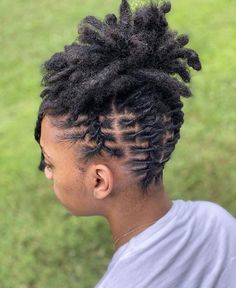 Bday Loc Styles, Cute Hairstyles For Dreads, Hairstyles For Dreads, Very Short Locs, Short Locs Styles, Short Dread Styles, Trendy Scarf, Natural Locs