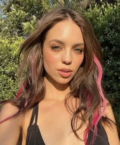 Pink Strand In Brown Hair, Pink Underneath Hair, Asian Red Hair, Color Block Hair, Claudia Sulewski, Pink Blonde Hair, Brown Hair Shades, Red Hair Inspo