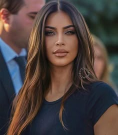 Kardashian Makeup, Kim Kardashian Makeup, Rambut Brunette, Kim Kardashian Hair, Fall Instagram, Kardashian Hair, Brown Hair Balayage, Brown Blonde Hair, Kim K