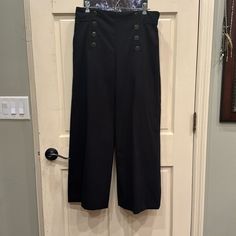 Nwt From Anthropology! Wide Leg Black Sailor Pants With Cute Button Detail In Front And Back Buckle At Waist Red Wide Leg Trousers, Black Wide-leg Pants With Button Closure, Cropped Wide Leg Trousers, Womens Palazzo Pants, Style Wide Leg Pants, Cropped Chinos, Cropped Wide Leg Pants, Sailor Fashion, Wide Leg Cropped Pants