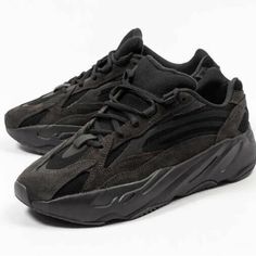 Men’s Size 7.5 In Gently Pre Loved Condition Sneakers Show Light Signs Of Use On Soles And Insoles. Adidas Yeezy 700, Adidas Shoes Yeezy, Mens Yeezy, Yeezy 700, Yeezy Shoes, Adidas Yeezy, Adidas Shoes, Mens Shoes Sneakers, Shoes Sneakers