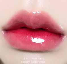 Pretty Lips Aesthetic Korean, Pretty Lips Aesthetic, Colourpop Lip Liner, Makeup Ulzzang, Colourpop Lip, Glossy Lips Makeup, Tutorial Eyeliner