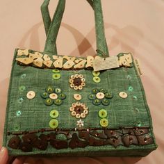 Green Purse With Design. 2 Pockets Inside. Ntw. Never Carried Green Fabric Bag For Summer, Green Summer Fabric Bag, Summer Green Fabric Bag, Vintage Green Shoulder Bag For Summer, Sand Bag, Green Purse, Green Bag, Inside Pocket, Bag Lady