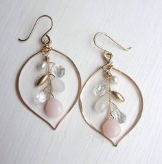 Wire Leaf, Earrings For Mom, Pink Opal Earrings, Homemade Earrings, Bijoux Fil Aluminium, Mom Jewelry, Work Jewelry