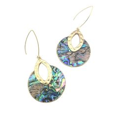 This elegant Empress Abalone Earring and Necklace Set is the perfect accessory to add a touch of grandeur and shine to any ensemble. Each unique abalone shell adds a colorful luster which beautifully reflects light to enhance the natural beauty of the shell’s opalescent swirls. This graduated abalone bar design is graced with 14k gold plated paperclip chain for a truly luxurious look. The necklace and earrings come in a set or separate, and make an exquisite addition to any jewelry collection. A Elegant Abalone Shell Earrings For Pierced Ears, Elegant Abalone Shell Teardrop Earrings, Elegant Abalone Shell Pierced Earrings, Elegant Teardrop Abalone Shell Earrings, Iridescent Abalone Shell Nickel-free Earrings, Iridescent Mother Of Pearl Drop Earrings, Iridescent Nickel-free Abalone Shell Earrings, Abalone Earring, Earring And Necklace Set