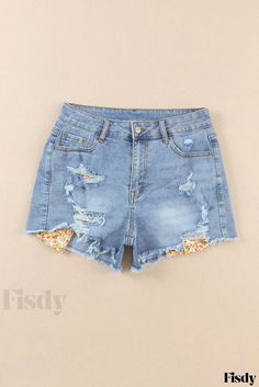 Fisdy - Pantalones cortos vaqueros con inserciones de punto floral y dobladillo en crudo desgastado Causal Dresses, Custom Made Clothing, Blouse Jeans, Floral Craft, Floral Knit, Dress Measurements, New York Street, Floral Pants, Southern Belle