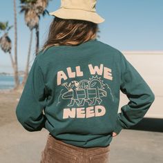 Ethically crafted surf apparel born in Southern California. Fueled by good vibes and our love for vintage goods. Vintage Shirt Design, Graphic Shirt Design, Retro Surf, Surf Design, Shirt Design Inspiration, Surf Tshirt, Surf Outfit, Tee Shirt Designs, Apparel Design