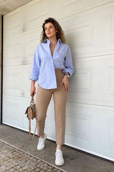 Sporty Work Outfits For Women, Streetstyle Summer, Casual Oufits, Nude Outfits, Blogger Instagram, Winter Fashion Outfits Casual, Stylish Work Attire, Casual Day Outfits, Paris Outfits