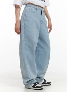 low-rise-wide-fit-baggy-jeans-cl422 / Light blue Oversized Blue Denim Bottoms, Casual Baggy Light Blue Pants, Sporty High-rise Cotton Jeans, Basic Blue Relaxed Fit Bottoms, Casual Light Indigo Bottoms With Relaxed Fit, Casual High Rise Light Blue Pants, Casual High-rise Light Blue Pants, Casual Light Blue Jeans With Pockets, Casual Light Blue High-rise Pants