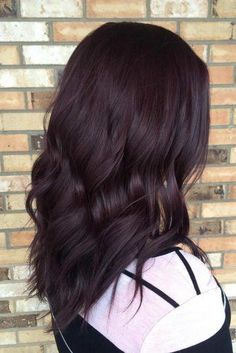 Dark Burgundy Hair Color, Pelo Color Borgoña, Cherry Brown Hair, Pelo Color Vino, Burgundy Hair Color, Maroon Hair, Black Red Hair