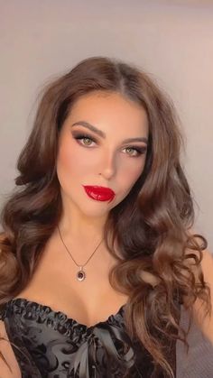 #katherinepierce #tvd #elenagilbert #thevampirediaries #vampirediaries vampire #halloween, halloween makeup, halloween ideas, elena gilbert, halloween costumes, vampire makeup, vampire costume, easy halloween makeup, the vampire diaries, tvd, happy halloween, easy halloween costume, halloween outfit, кэтрин пирс, �елена гилберт, хэллоуин костюм, простой макияж на хэллоуин Katherine Pierce Halloween, Halloween Costumes Vampire, Easy Vampire Makeup, Vampire Diaries Costume, Vampire Diaries Makeup, Vampy Makeup, Vampire Costume