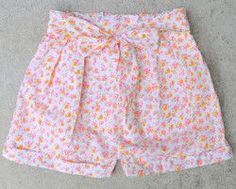 Shorts Pattern Free, Sewing Shorts, Shorts Diy, Shorts Pattern, Sewing Essentials, Diy Shorts, Trendy Sewing, Pretty Kitty, Kid Clothes