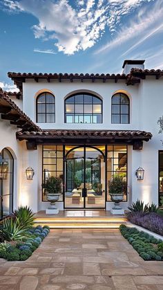 Modern Spanish Exterior Homes, Modern Spanish Farmhouse, Modern Spanish Home, Spanish Mediterranean Homes