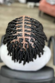 Starter Locs Brick Parting Locs, Starter Loc Grid Pattern, Starter Locs Men Short Hair, Mens Starter Locs, Men Locs Styles, Locs On Men, Middle Part Locs, Loc Parting Patterns, Loc Parts