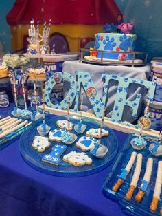 Custom BluesClues cookies chocolate dipped pretzel rods
Custom BluesClues CakePops Handmade ONE wooden sign 
Custom BluesClues Treats/Desserts Blues Clues Treat Table, Blues Clues Party Treats, Blues Clues Birthday Centerpieces, Ezra 1