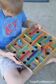 35 Fun DIY Engineering Projects for Kids - DIY Projects for Making Money - Big DIY Ideas Marble Labyrinth, Studio Seni, Labyrinth Game, Seni Dan Kraf, Diy Projects For Kids, Diy Games, Building For Kids