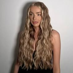 Mermaid Hair Waves, Fall Haircuts, Haircuts For 2023, Pixie Haircut Fine Hair, Bridal Hair Down, Mermaid Waves, Fall Hair Cuts, Easy Braids, Bob Haircuts