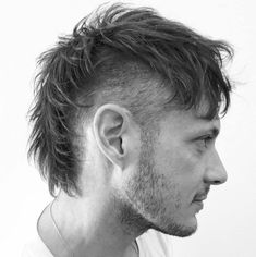 Mohawk Men, Punk Mullet, Modern Mullet Haircut, Surfer Hairstyles, Punk Haircut, Long Mohawk