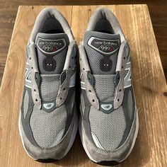 Men’s New Balance 990 V6, Grey/Silver, Lightly Worn. Also Available Is Size 9.5. New Balance 990 V6, New Balance 990, Shoes New Balance, New Balance Shoes, Mens Shoes Sneakers, New Balance, New Color, Men's Shoes, Shoes Sneakers