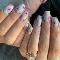 Flower Nails