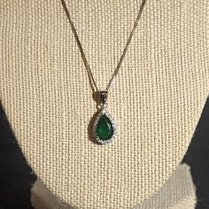 Sterling Silver Green Stone Necklace 18in Chain 925 Sterling Silver All Stones Including Center Stone Cz Green Stone Necklace, Green Pearls, Medallion Necklace, Emerald Necklace, Faux Pearl Necklace, Beaded Choker Necklace, Black Necklace, Handbag Shopping, Green Stone