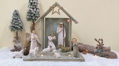 How to make a Christmas Crib | DIY Nativity Scene | Willow Tree Nativity Willow Tree Nativity Manger Diy, Willow Tree Nativity Display Ideas, Diy Nativity Scene, Manger Diy, Christmas Shelves, Crib Diy, Willow Tree Figures, Willow Tree Nativity, Nativity Manger