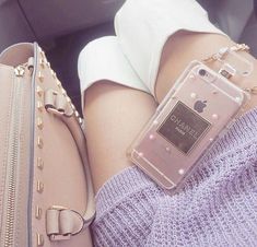 Iphone Decor, Girly Lifestyle, Glam Life, Casual Hijab, Scream Queens, My Fashion