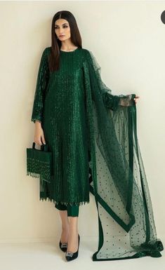 Formal Simple Outfit, Pant Kurti, Simple Kurta, Dupatta Border, Cloth Ideas, Net Shirt, Dress Pakistani, Eid Dress, Net Design