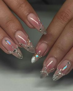 Nail Ideas Gel Extensions, Nails Douyin, Nessa Nails, Silver Chrome Nails, Douyin Nails, Graduation Nails, Punk Nails, Simple Gel Nails, Pretty Gel Nails