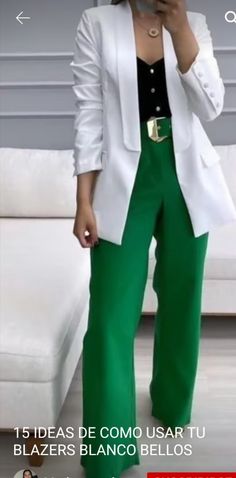 Green Slacks Outfit, Outfit Lunes, Fall Outfits 2017, Slacks Outfit, Dress Work Outfit, Colour Blocking Fashion, Black And White Pants, Business Outfits Women, Fashion Wishlist