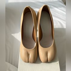 Maison Martin Margiela Tabi Pumps Never Worn Item Arrived With Box And Tags These Shoes Run Half A Size Small Designer Beige Closed Toe Heels, Tabi Heels, Tabi Pumps, Maison Martin Margiela Shoes, Polka Dot Heels, Open Toe Ankle Boots, Ballerina Heels, Margiela Replica, Maison Margiela Tabi