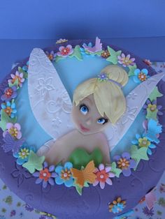 Love, love, LOVE this Tinkerbell cake! I just may have to make this one! :) Fairy Birthday Cake, Fab Cakes, Girly Cakes, Fairy Cakes, People Figures, Kids Cakes, Character Cakes