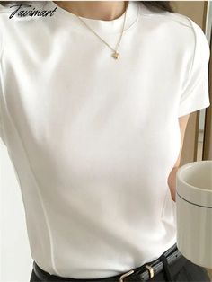 Tavimart Cotton T - Shirts For Women Summer Fashion Korean O - Neck Short Sleeve Elegant Female Classic White Solid Color Tops, Elegant White Crew Neck Top, White Solid Color Crew Neck T-shirt, White Crew Neck T-shirt Solid Color, Minimalist Solid Color Plain Tops, Elegant White Tops, Summer Fashion Korean, Grunge Baggy, Long Evening Dresses Elegant