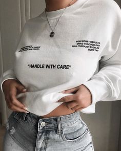 Handle With Care, Outfit Jeans, Looks Style, Street Style Outfit, Fashion Killa, Look Fashion, Aesthetic Clothes, Trendy Outfits