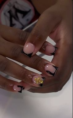 Short Black And Gold Nails Ideas, Gold And Black Nails Short, October Books, Overlay Nails, Turning 25, Books Open, Acrylic Nail Set, Hard Nails, Star Tattoo