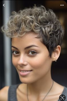 Feminine Short Curly Hair, Short Curly Thick Hair, Pixie Cut Curly Hair Round Face, Short Curly Pixie Hairstyles, Super Short Curly Hair, Curly Pixie Haircut, Pixie Cut Curly, Cut Curly Hair, Pixie Cut Curly Hair