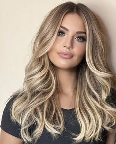 Rambut Brunette, Blonde Hair Transformations, Cool Blonde Hair, Hair Color Highlights, Hair Stylist Life, Hair Color Balayage