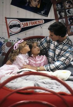 Full House Funny, Full House Tv Show, Full House Cast, Danny Tanner, Moon Lovers Drama, Dj Tanner, Tv Dads, 80 Tv Shows, Uncle Jesse