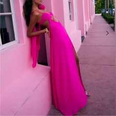 For Love And Lemons X Revolve Davis Maxi Gown Fuschia Size: Xsmall Details: New Backless Summer Cocktail Gown, Summer Cocktail Backless Gown, Pink Summer Evening Dress For Date Night, Glamorous Pink Backless Maxi Dress, Floor-length Gown For Date Night, Spring Floor-length Gown For Date Night, Fuschia Color, Flower Maxi Dress, Open Back Maxi Dress