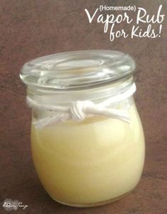 Homemade Vicks, Chest Rub, Diy Easy Recipes, Essential Oils For Kids, Vapor Rub, Diy Essential Oils, Homemade Remedies, Essential Oil Uses