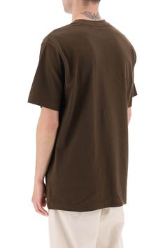 Filson t-shirt made of durable cotton jersey with a dry-hand feel, enriched by a front graphic print. Ribbed crew neck, loose fit. The model is 187 cm tall and wears a size L. Size Info STANDARD Color Detail Brown Made In Bangladesh Material 100%CO Season One spring Season Two summer Product clothing Brand Filson Size And Fit Brown Crew Neck T-shirt With Text Print, Brown Text Print Crew Neck T-shirt, Cotton Graphic Tee With Short Sleeves, Cotton Crew Neck T-shirt With Text Print, Brown Cotton Tops With Logo Print, Crew Neck Cotton T-shirt With Text Print, Graphic Cotton Jersey T-shirt With Short Sleeves, Graphic Text Print Cotton Jersey T-shirt, Graphic Tee Cotton Jersey Short Sleeve T-shirt