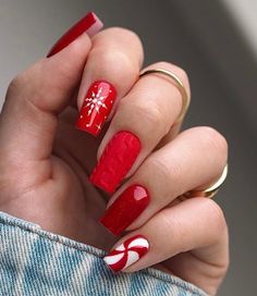 Nails Festive, Manicure Essentials, Trending Christmas, Solid Color Nails, Happy Nails, Holiday Glam, Christmas Nails Acrylic