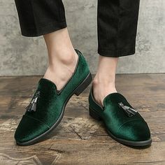 Category:Loafers  Slip-Ons; Upper Materials:Suede,Velvet; Embellishment:Tassel; Season:Fall; Gender:Men's; Activity:Walking; Toe Shape:Round Toe; Style:Business,British Gentleman; Outsole Materials:Rubber; Occasion:Party  Evening,St. Patrick's Day,Office  Career; Listing Date:08/30/2022; 2024 Trends:Dress Shoes,Tassel Loafers; Foot Length:null; Size chart date source:Provided by Supplier.; US Size:null; UK Size:14.5; EU Size:50 Mens Patent Leather Shoes, Loafers Men Casual, Suede Shoes Men, Penny Loafer, Tassel Shoes, Mens Walking Shoes, Moccasins Mens, Velvet Shoes, Men Suede