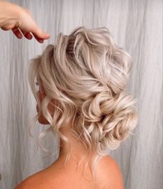 Bridal Photo Nails, Full Updos For Medium Length Hair, Hair Idea For Bridesmaid, Wedding Updos For Blonde Hair, Bridemaids Hairstyles Messy Bun, Wedding Beach Hairstyles The Bride, Wedding Updo That Can Be Taken Down, Prom Hair Up Medium Length, Voluminous Wedding Hair Updo