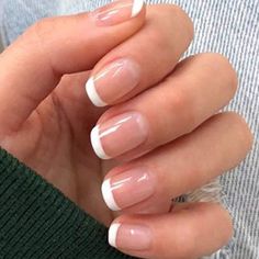 Ongles Rose Pastel, Short French Tip, Ongles Gel French, French Tip Gel Nails, Short French Tip Nails, White Tip Nails, Short French, Nails Glossy, Short Fake Nails