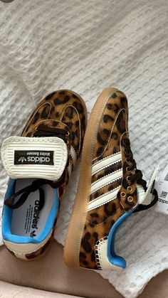 Leapord Print Sambas, Leopard Print Sambas, Cheetah Sambas, Leopard Sambas, Cheetah Adidas, Adidas Animal Print, Summer Shoes Sneakers, Leopard Adidas, Adidas Leopard