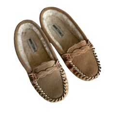 New Without Box Faux Fur Slightly Different Color Between Slippers #Minnetonka #Slippers #Nwot Minnetonka Slippers, New Shoe, Suede Moccasins, Faux Fur Slippers, Moccasins Shoes, Leather Slippers, Walker Boots, Fit N Flare Dress, Blue Suede