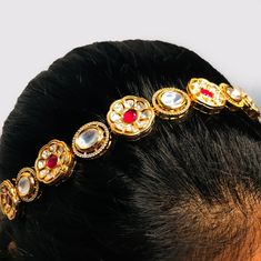 This is a beautiful Sheeshphool/Mathapatti, made with Kundan. This work well with all types of clothing, whether it be formal attire or a casual party. Eye-catching and unique jewellery that will set you apart. Gift this piece to a loved one, and see their face light up with joy. Best for gifting or for personal use, wear it to any occasion and be in the spotlight. Navratri Party Dupatta With Tilla Detail, Navratri Party Dupatta With Tilla, Eid Party Dupatta With Tilla Embroidery, Eid Party Dupatta With Tilla Detail, Party Dupatta With Tilla For Eid, Bollywood Style Party Dupatta With Tilla, Traditional Party Dupatta With Tilla, Elegant Party Dupatta With Meenakari Details, Elegant Party Dupatta With Meenakari